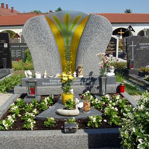 Kindergrab/Gedenkstätte am St. Sebastians-Friedhof Grieskirchen 