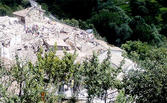 Caritas bittet um Spenden für Erdbebenopfer in Italien