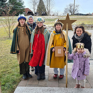 Nachwuchs-Sternsingerin :-)