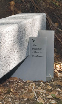 Simon von Cyrene hilft Jesus das Kreuz tragen