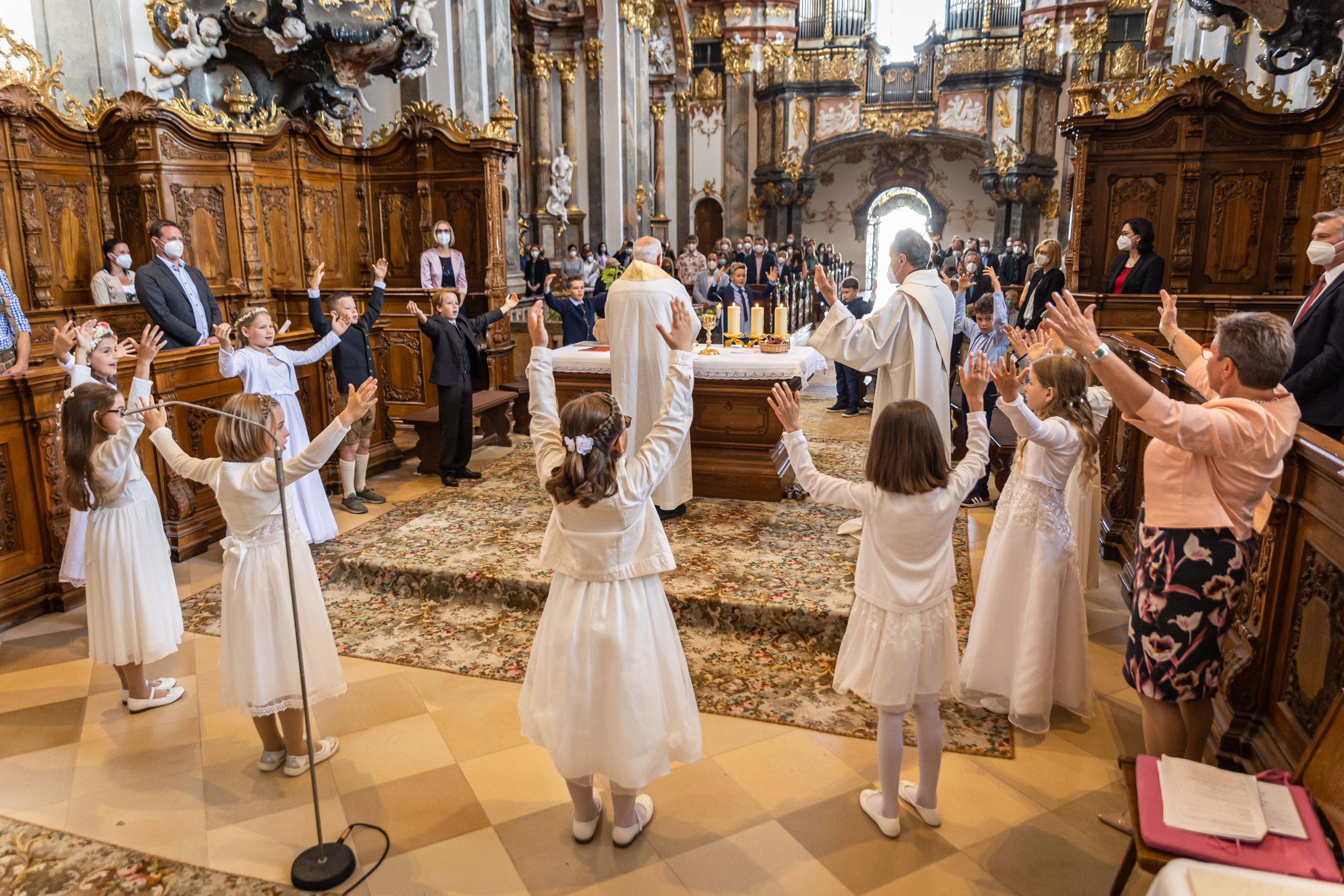 Erstkommunionsfeier in der Stiftskirche