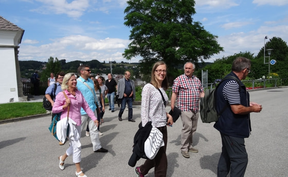 Auf dem Weg zur Wallfahrtskirche Maria Schöndorf...