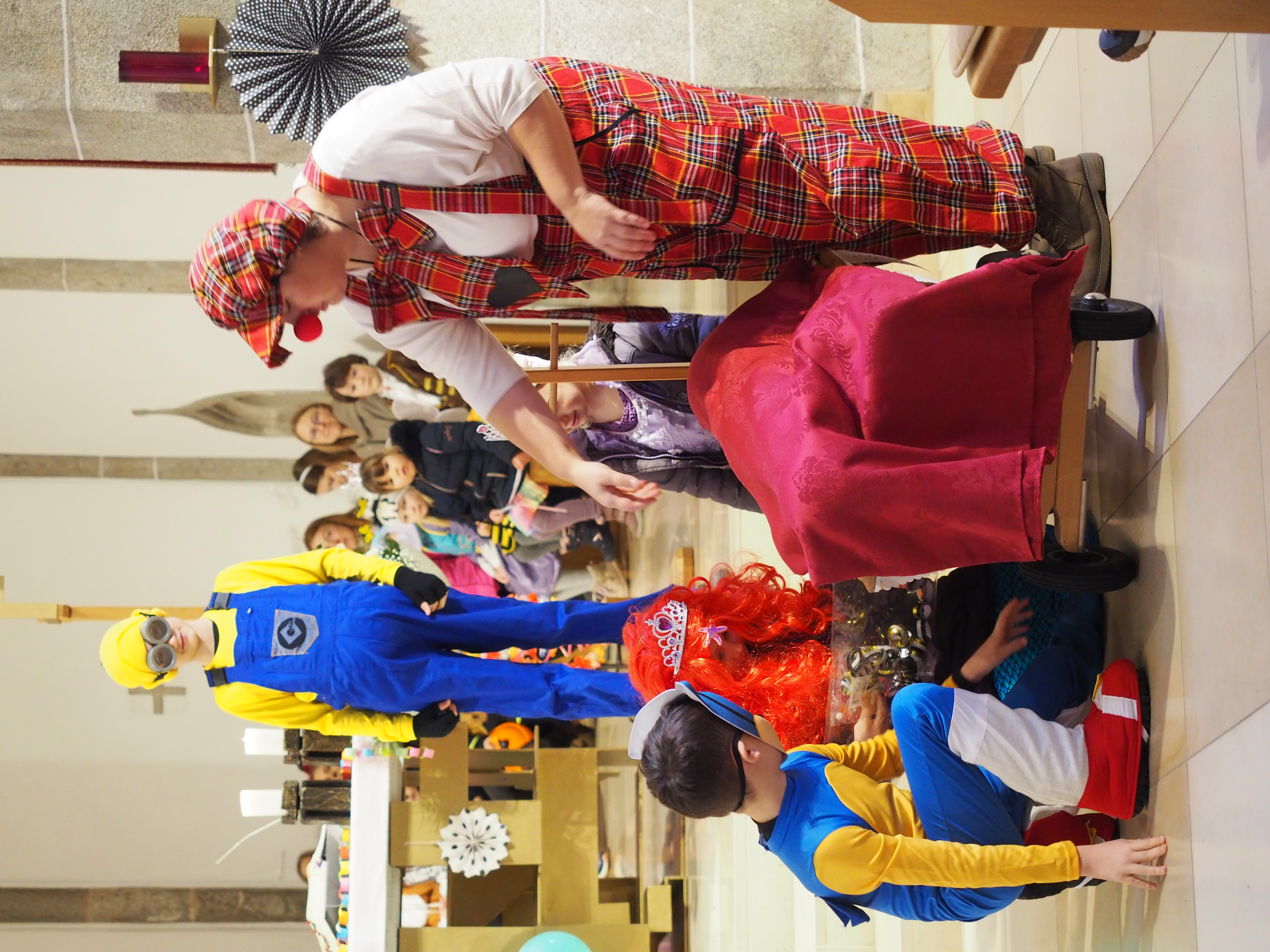 OLYMPUS DIGITAL CAMERA         