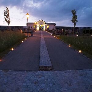 OLYMPUS DIGITAL CAMERA         