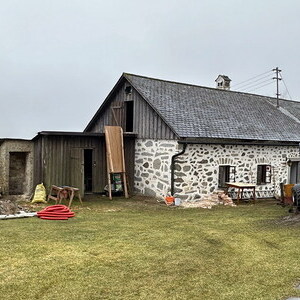 März - September 2025