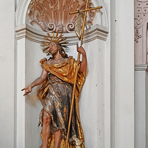 Statue Jesu als Guter Hirte