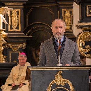 Festgottesdienst und Agape