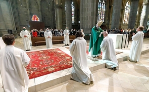 Diakonenweihe im Linzer Mariendom