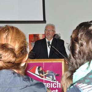 Eröffnung der Bibliothek