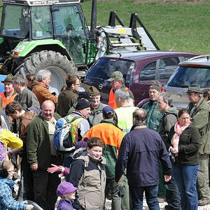 Traunauen-Reinigung mit ökomenischen Gottesdienst