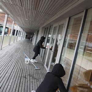 OLYMPUS DIGITAL CAMERA         