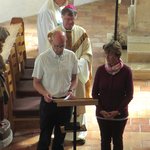 Spirituelle Wanderung zur Römerkirche in Aurachkirchen und Gottesdienst mit Bischof Manfred Scheuer