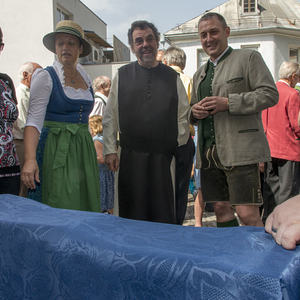 Eine kleine Feier im Rahmen des 60. Geburtstag von Pfarrer P. Severin Kranabitl hat das Leitungsteam der Pfarrgemeinde organisiert.