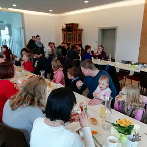 Elterndankmesse mit anschl. Frühstück