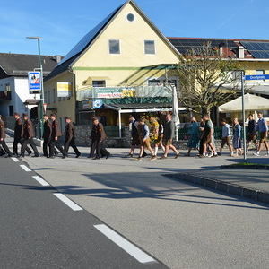 Der Festeinzug