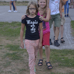  Ein umgebautes, ehemaliges Bauernhaus auf einer Alm in Weyer war die Herberge für 30 Jungscharkinder. Acht Kinder unserer Pfarre verbrachten mit Mädchen und Buben der Pfarre Scharnstein eine erlebnisreiche Woche: Lagerleiter Matthias Holzinger übern