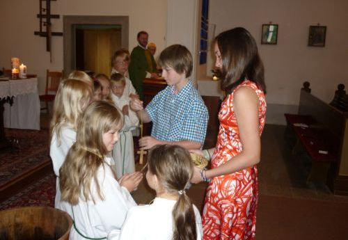 Neun neue Ministranten in Neußerling