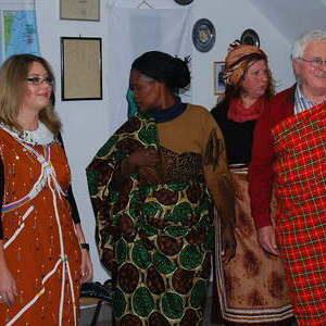 Vortrag von Magdalena Mhina und Helen Ngua 