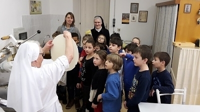 Besuch in der Hostienbäckerei
