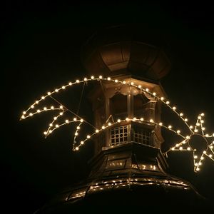 Pfarrkirche Gaflenz - Weihnachtsstern am Turm