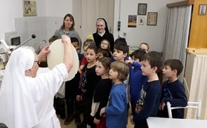 Besuch in der Hostienbäckerei