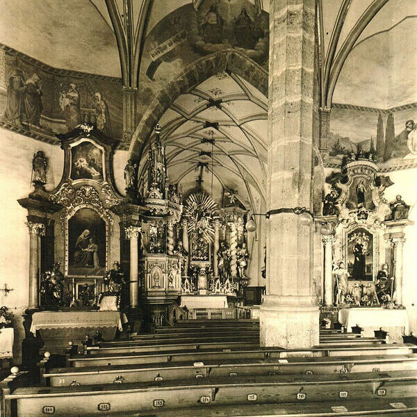 Historisches über die Pfarrkirche