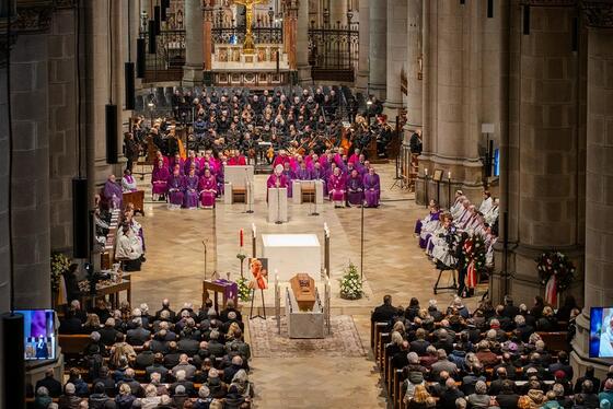 Requiem für Bischof em. Maximilian Aichern