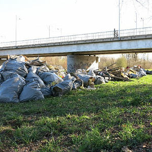 Traunauen-Reinigung mit ökomenischen Gottesdienst