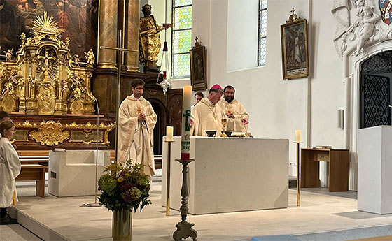 Bischof Manfred Scheuer feierte mit den Mesner:innen die Festmesse in der Pfarrkirche Rohrbach