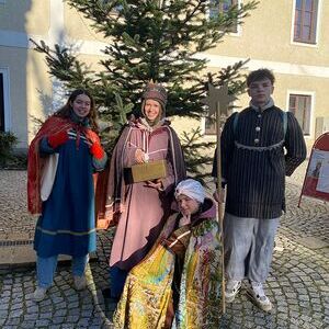 Sternsingerinnen und Sternsinger