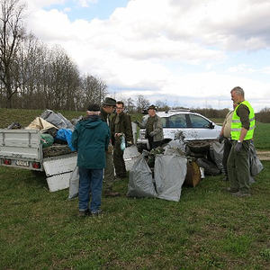 Traunauen-Reinigung mit ökomenischen Gottesdienst