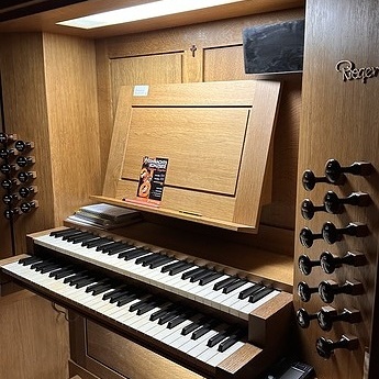 Neue Orgel und Umgestaltung der Kirche 1990