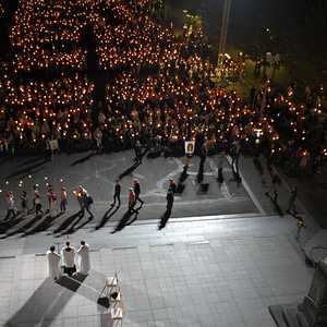 Lourdes, Lichterprozession 