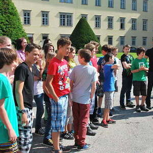 Die Lackener Firmlinge besuchen das Stift St. Florian