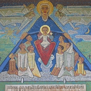 Maria an der Straße