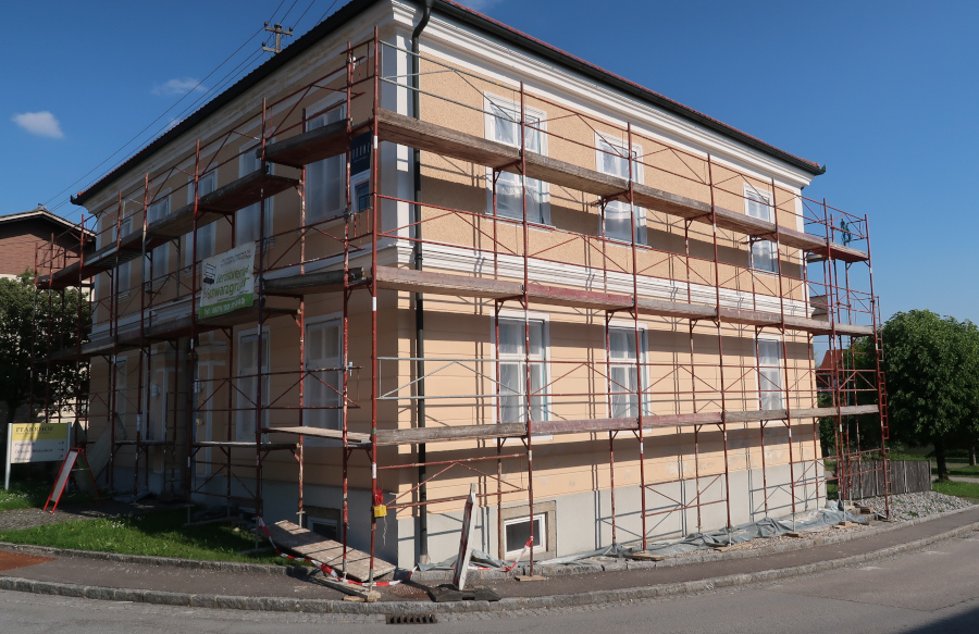 Fenstersanierung Pfarrhof