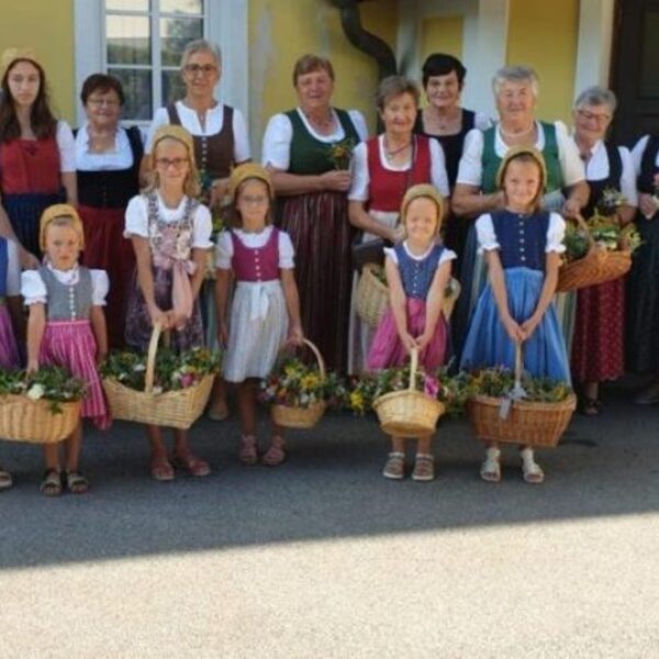 Festgottesdienst zu Mariä Himmelfahrt mit Kräuterweihe