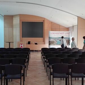 KFB Linz Führung 2017