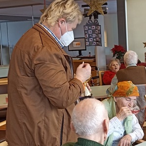 Kommunionspende während der Corona Pandemie 2022