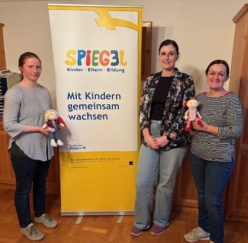 Bianca Gossenreiter, Justine Weindlmayr  (SPIEGEL-Regionsbegleitung), Susanne Hofer