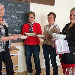 Fastensuppenessen der kfb anlässlich der Aktion Familienfasttag