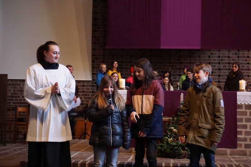 Ministranten / Katrin Landschützer JS und Mini Gottesdienst