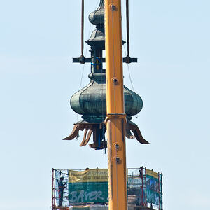 Turmhelm: Abnahme und Wieder-Aufsetzen