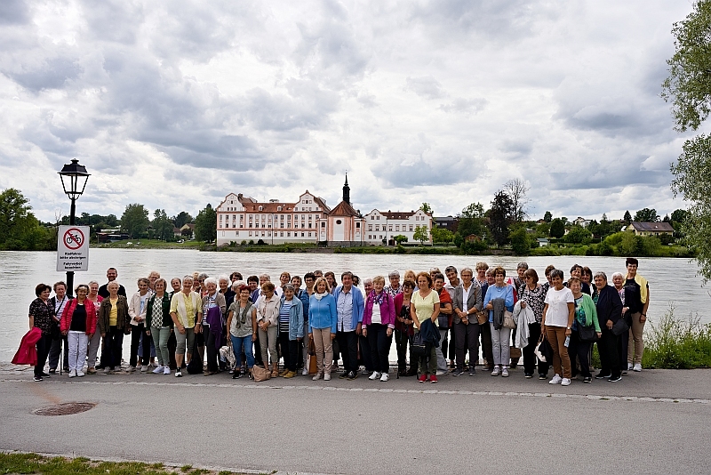 Gruppenfoto am Inn