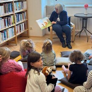 Vorlesetag in der Bücherei Buchkirchen - Ostern lässt grüßen