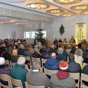 Feierliche Amtseinführung in Braunau-St. Franziskus mit Generalvikar Severin Lederhilger. 