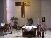 Altarraum St. Franziskus