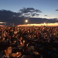 Abendgebet auf dem Feld der Barmherzigkeit mit einer Million Kerzen