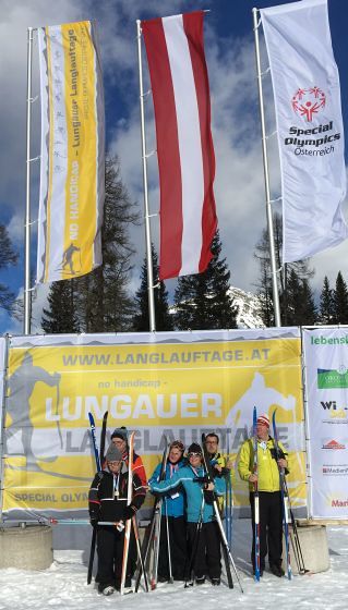 Erfolgreich bei den Lungauer Langlauftagen: sechs SportlerInnen mit Beeinträchtigungen aus der Caritas-Einrichtung St. Pius in Steegen/Peuerbach