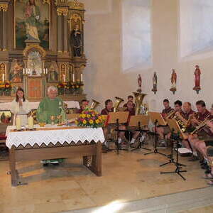 Hardbradler gestalten Hl. Messe musikalisch